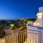 Hotel Corona Beach Peschici ホテル