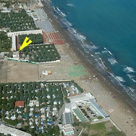 Hotel Corona Beach Peschici Ξενοδοχείο Peschici