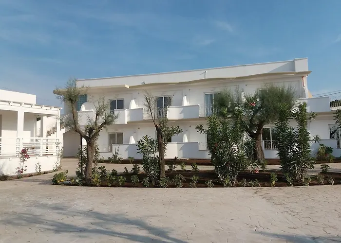 Hotel Corona Beach Peschici מלון פסקיצ'י