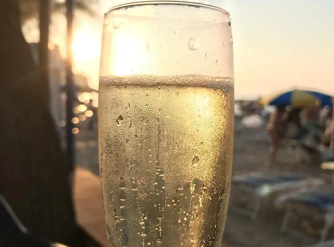 Hotel Corona Beach Peschici מלון