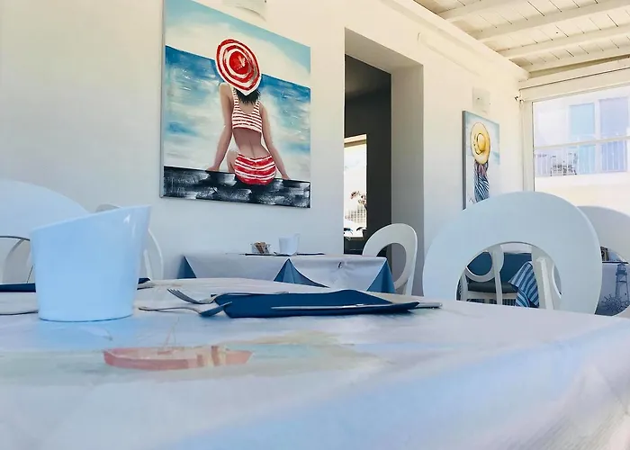 Hotel Corona Beach Peschici מלון *