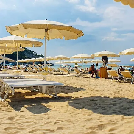 Hotel Corona Beach Peschici *