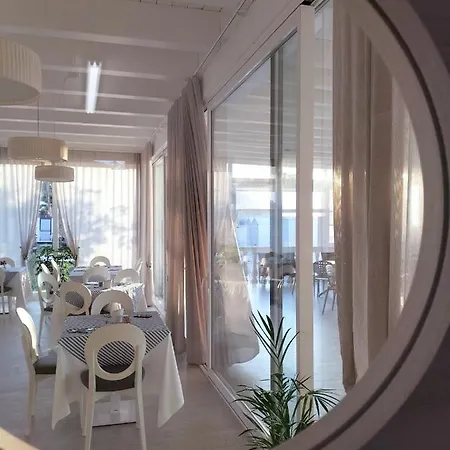 Hotel Corona Beach Peschici *