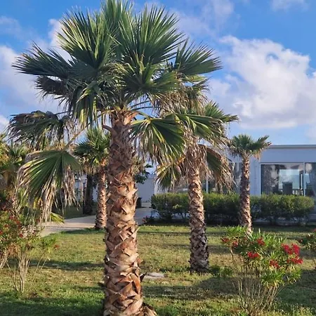 Hotel Corona Beach Peschici Hotell *