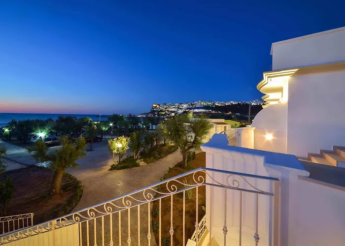 Hotel Corona Beach Peschici Szálloda